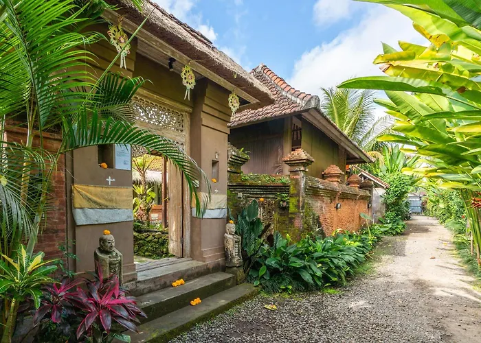 Villa Pranawa *